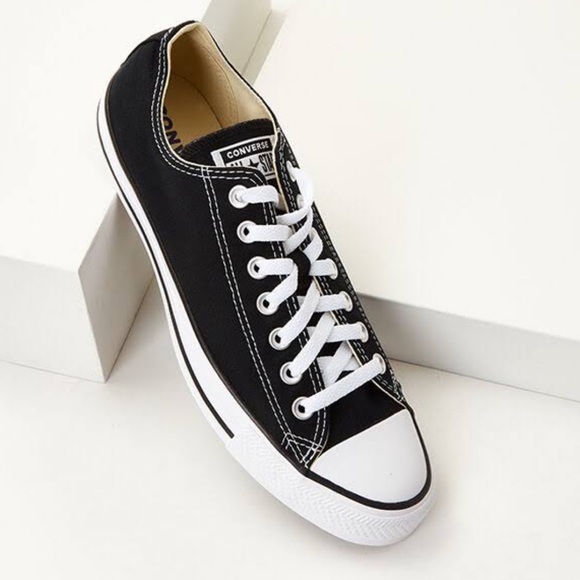 Converse Chuck Taylor All Star Low Shoes MEN’s size 9